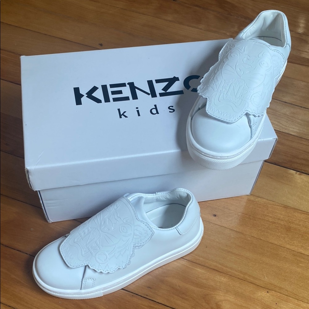 Kenzo White Slip-On Sneakers Sleek Design
